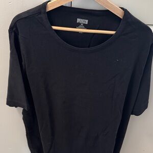 Duluth Trading Co Black Short Sleeve Crew Neck Tee